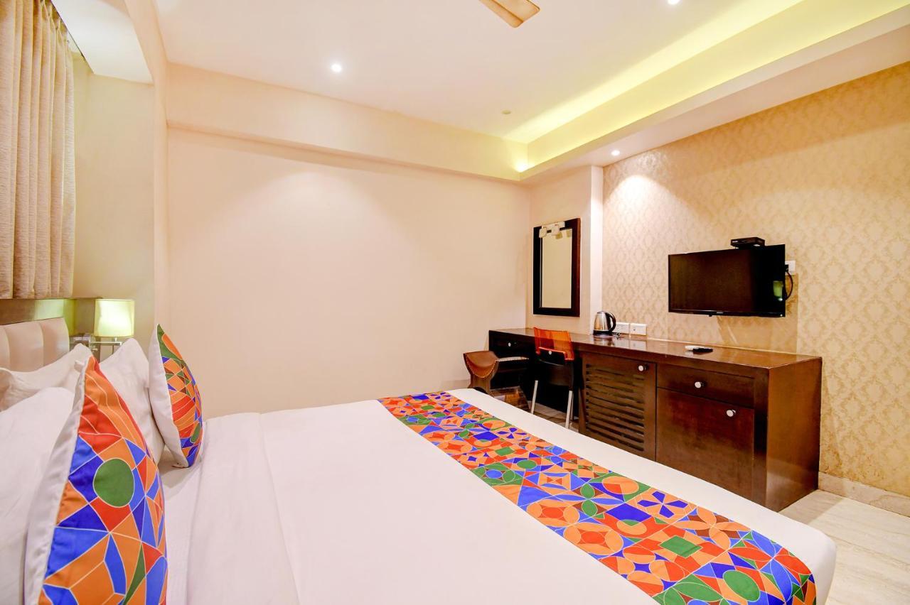Hotel Radiant Kolkata Exterior photo