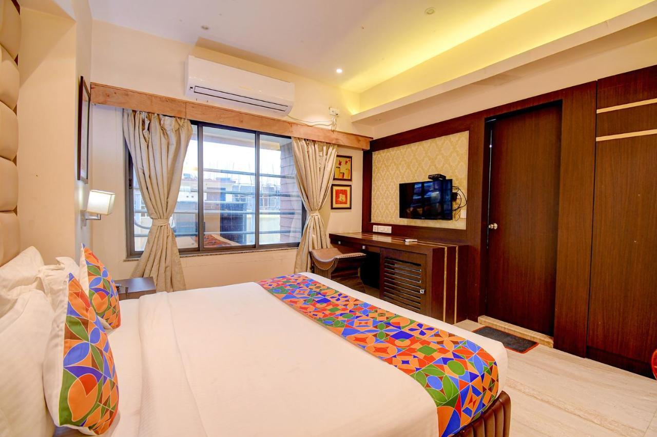 Hotel Radiant Kolkata Exterior photo
